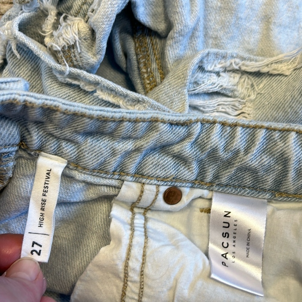 Pacsun high rise festival women’s distressed jeans shorts size 27 - Picture 5 of 5